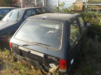 dañado máquina Opel Corsa  1993/1