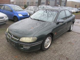 demontáž osobní automobily Opel Omega  1995/1