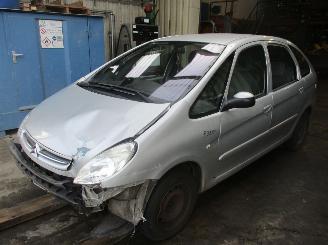uszkodzony samochody osobowe Citroën Xsara-picasso  2007/1