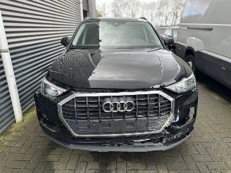Damaged car Audi Q3 1.5 TFSI S-TRONIC NAVI/LEDER/VIRTUAL/CARPLAY/LED/VOL! 2019/10