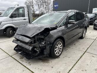 uszkodzony samochody ciężarowe Ford S-Max 1.5 Titanium 7p -NAVI-PDC-LMV 2017/6