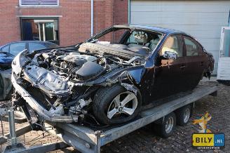 danneggiata veicoli commerciali BMW 5-serie E60 545i 2004/5