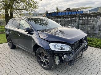 Damaged car Volvo Xc-60 VOLVO XC60 2.0D 2016 2016/11