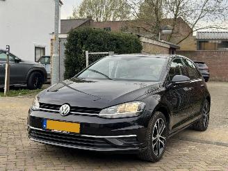 Käytettyjen passenger cars Volkswagen Golf Volkswagen golf 1.0 TSI HIGHLINE 2018/1